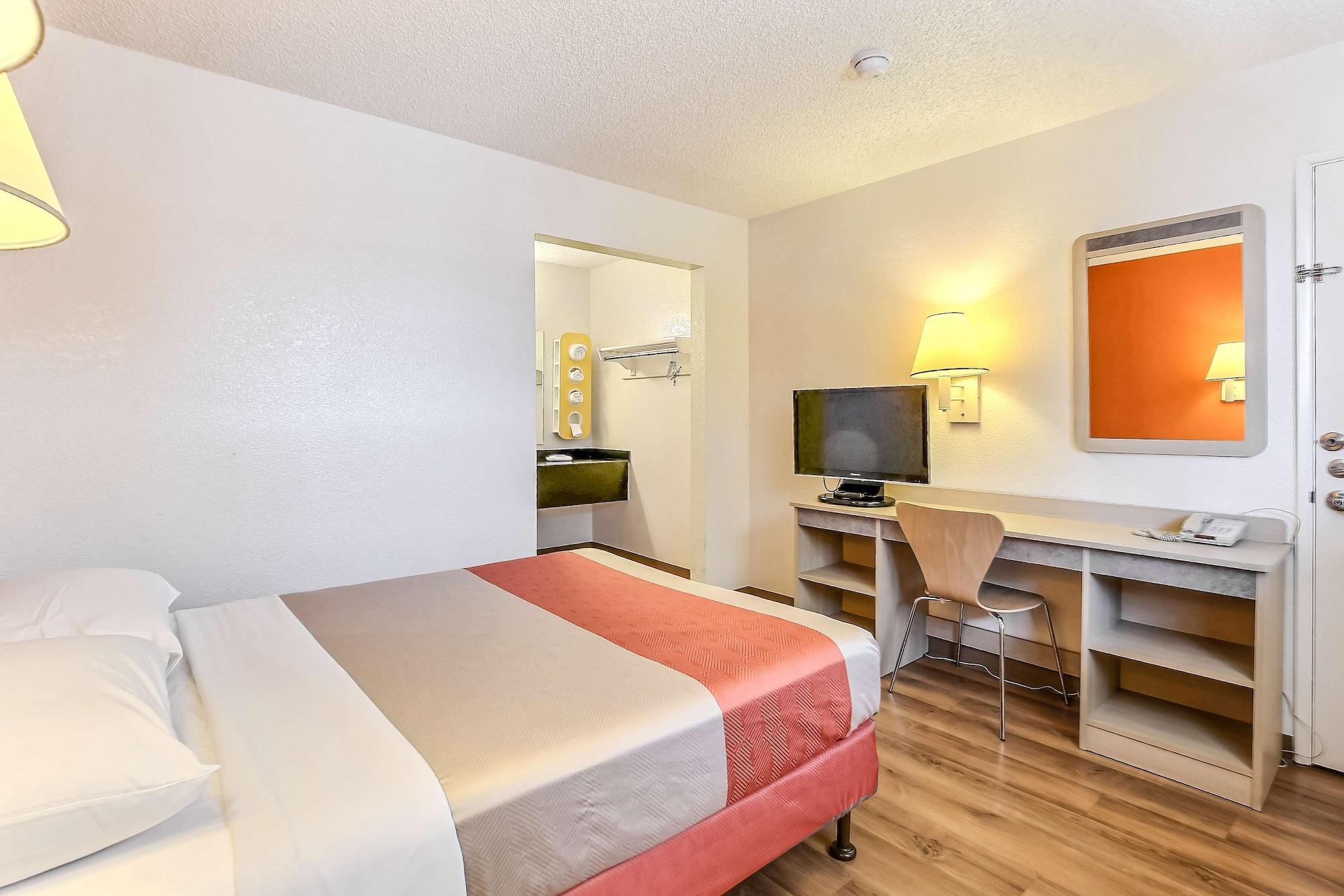 Motel 6-Oakland, Ca - Airport Dış mekan fotoğraf