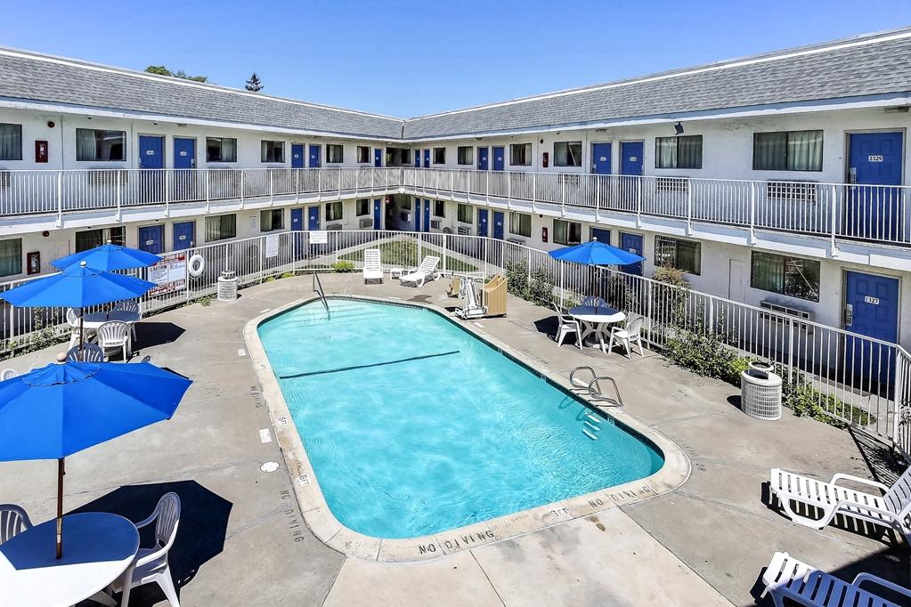 Motel 6-Oakland, Ca - Airport Konforlar fotoğraf