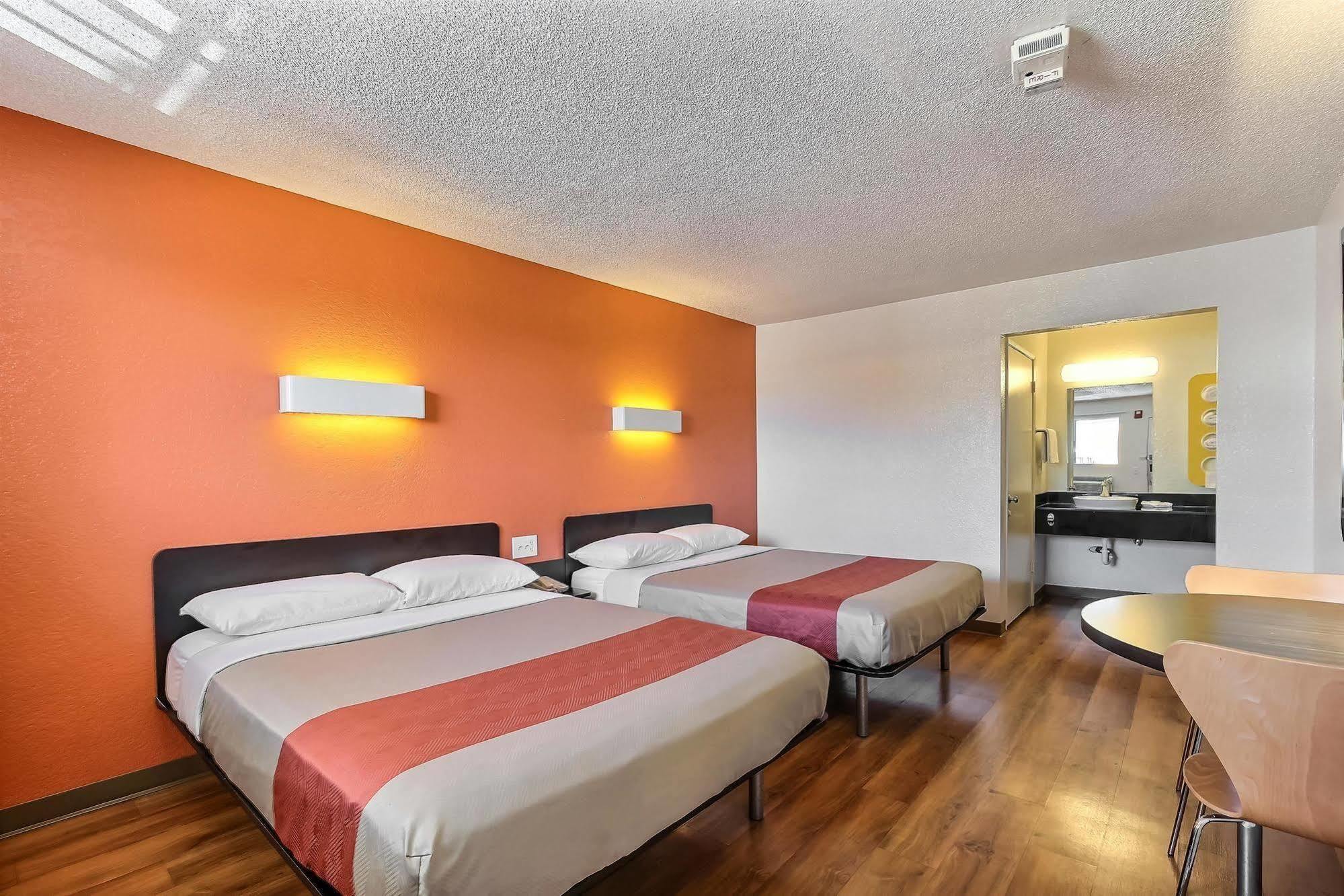 Motel 6-Oakland, Ca - Airport Dış mekan fotoğraf